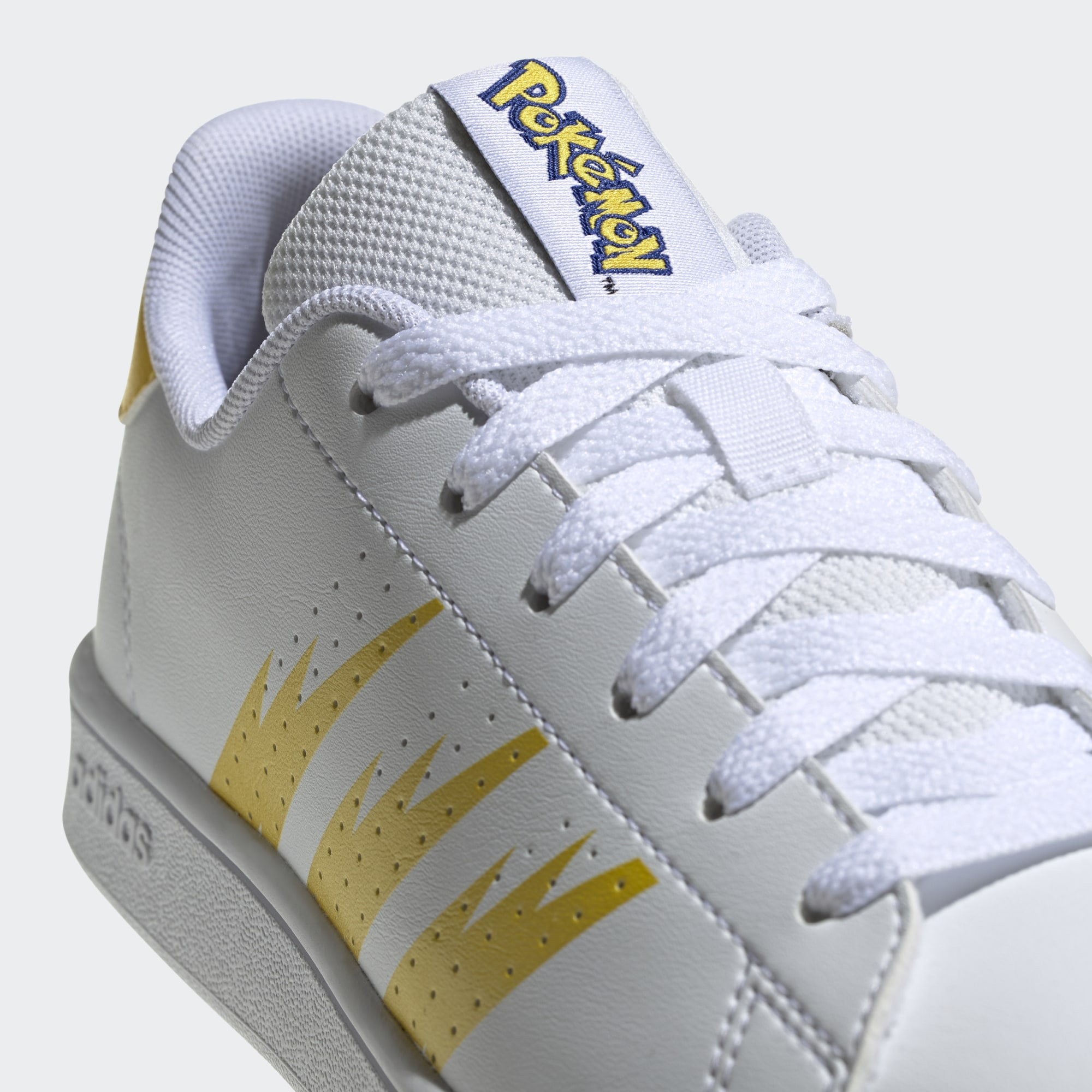 Basket sales pokemon adidas